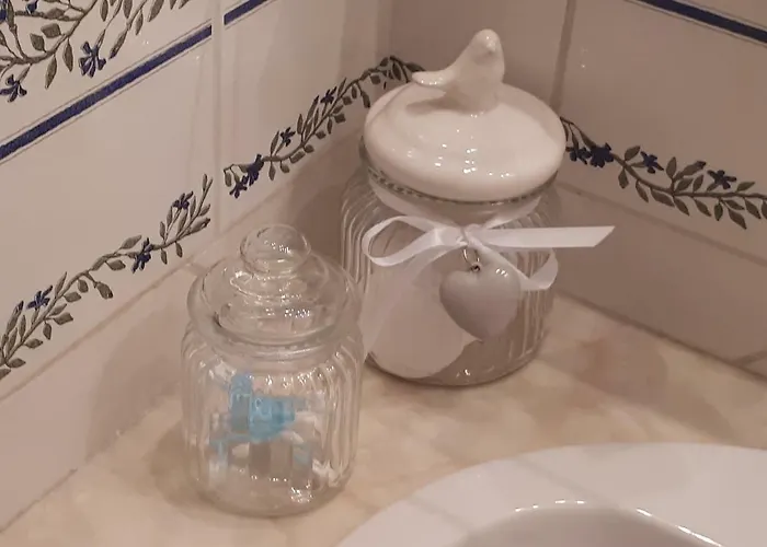 Au Perche Bed & Breakfast *